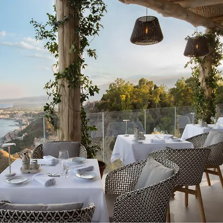 San Domenico Palace, Taormina, A Four Seasons Semesteranläggning (resort)