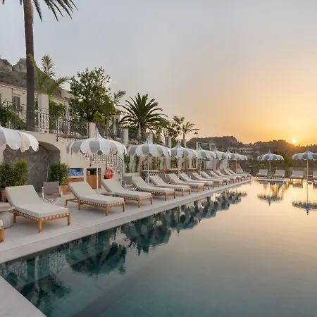 Semesteranläggning (resort) San Domenico Palace, Taormina, A Four Seasons